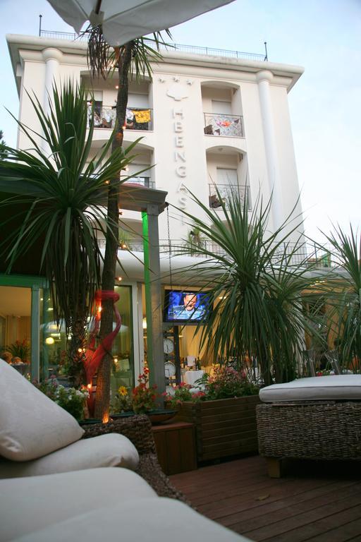 Hotel Bengasi Rimini Bagian luar foto