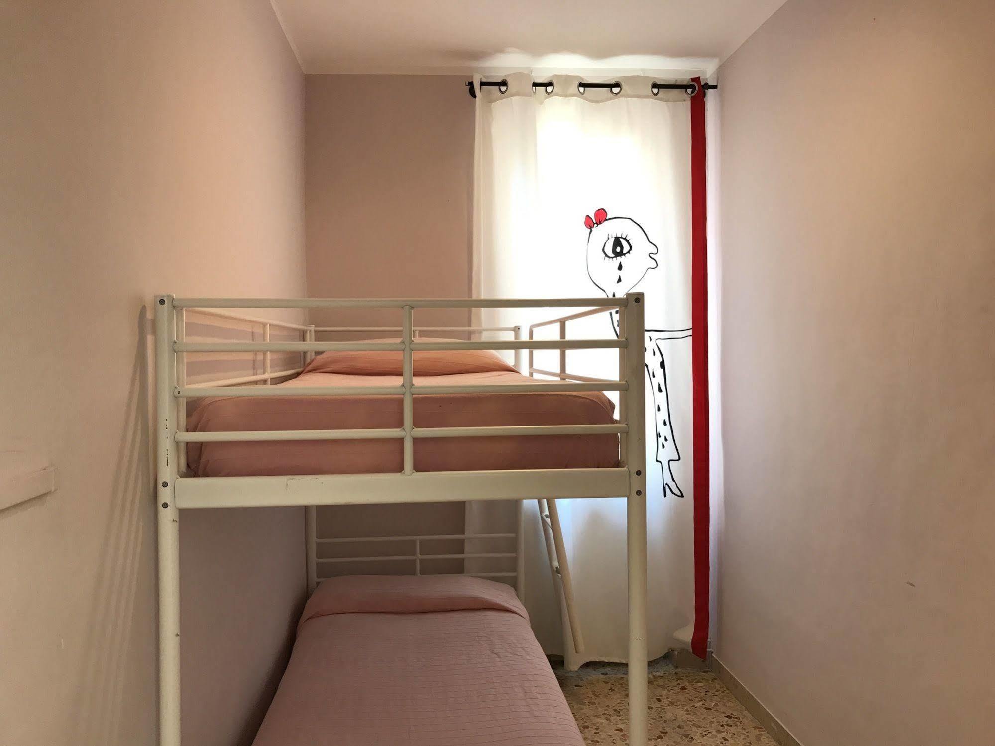 Hotel Bengasi Rimini Bagian luar foto